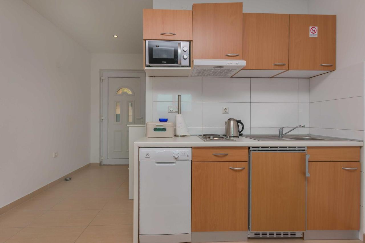 Road Star Apartment *