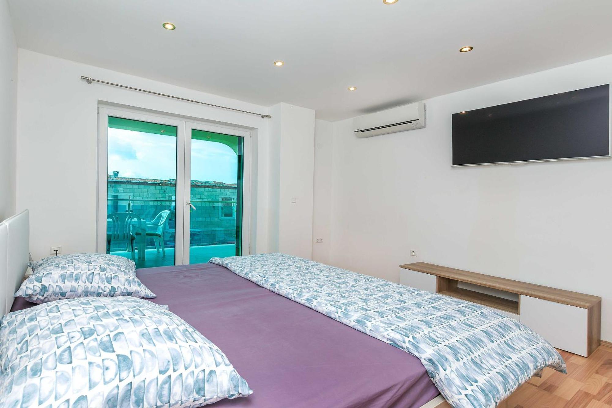 Apartment Road Star Dugi Rat
